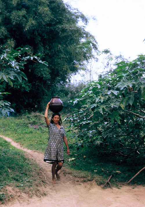 AÑO 1973 - COLOR - VIDA CAMPESINA EN PARAGUAY (JOSÉ MARÍA BLANCH)